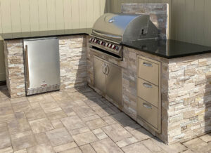 Outdoor Kitchen | Chill & Grill Outdoor Living