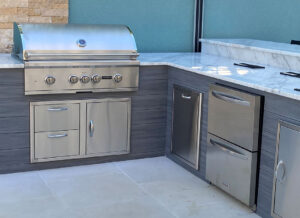 Outdoor Kitchen