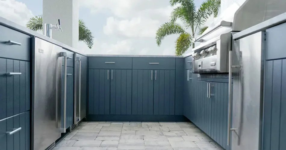 outdoorCabinets-e1712562756386
